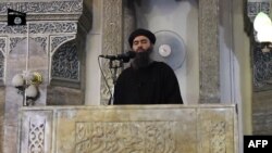 Abu Omar al Bagdadi na jednom od snimaka iz 2014.
