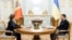 Ukrajinski predsednik Volodimir Zelenski 25. januara u Kijevu sa predsjednicom Moldavije Majom Sandu.