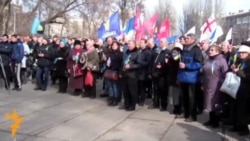 Dnipropetrovsk Honors Victims Of Kyiv Violence