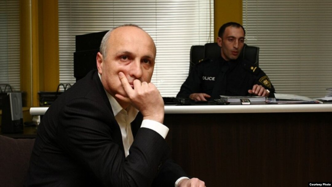 Georgia - Georgia's former Prime Minister Vano Merabishvili arrives for questioning at on Interior Ministry building in Tbilisi, 07Dec2012