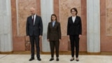 De la stânga la dreapta: Vladimir Bolea, Ludmila Catlabuga, Daniella Misail-Nichitin sunt noii miniștri în Guvernul Recean.