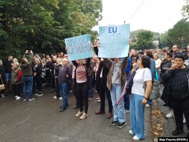 Pamje nga protesta në Mitrovicë të Veriut.