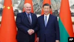 Александр Лукашенко и председатель КНР Си Цзиньпин.