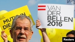 Alexander Van der Bellen