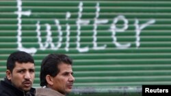 Графіці на плошчы Тахрыр у Эгіпце, люты 2011 году.