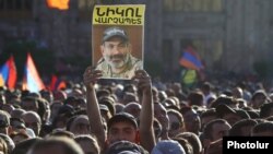 Ermenistanyň oppozision lideri Nikol Paşiniýan