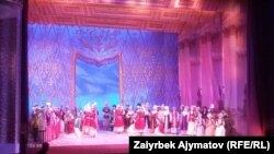 Опера жана балет театрында өтүп жаткан концерт. 9-ноябрь. 2019-жыл.