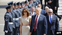 Presidenti i SHBA-së, Donald Trump, dhe Zonja e Parë, Melania, në Londër.