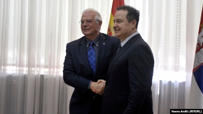 Ministri i Jashtëm i Spanjës, Josep Borrell, dhe ministri i Jashtëm i Serbisë, Ivica Daçiq. Beograd, mars, 2019.