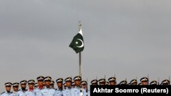 پرچم ملی پاکستان بر فراز نیروی هوایی این کشور