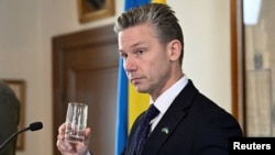 Міністр оборони Швеції Пол Йонсон назвав інцидент «серйозним і безвідповідальним»