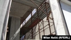 Oduglovačenjem se graditelju omogućava da završi bespravni objekat: Biljana Zarić.