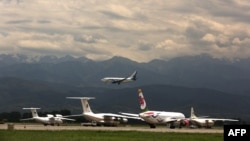 Алматының халықаралық әуежайындағы ұшақтар