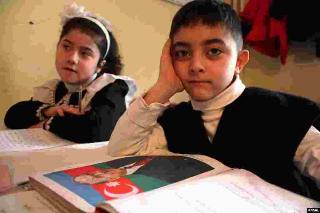 Qaçqın məktəb #11