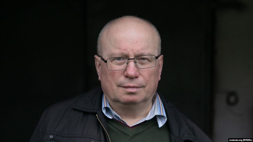 Belarusian journalist Alyaksandr Mantsevich (file photo)