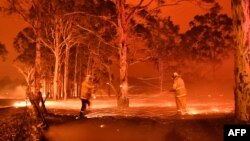 Vatrogasci na terenu, Australija