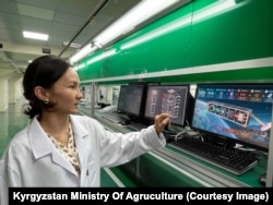 A Kyrgyz specialist explains the functions of the domestically produced satellite.