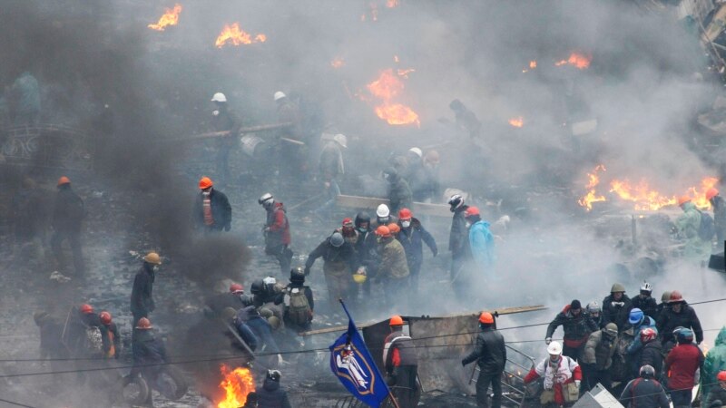 Șapte ani de la violențele de pe Maidan care au schimbat soarta Ucrainei (Galerie Foto)