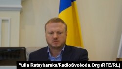 До цього Святослав Олійник працював заступником голови облради