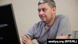 Vlast.kz басылымының бас директоры Вячеслав Абрамов. Алматы, 19 тамыз 2020 жыл.