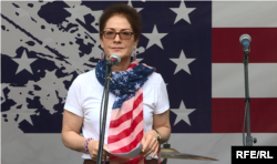 Посол США в Україні Марі Йованович вітає з Днем незалежності США