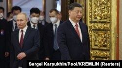 Председатель КНР Си Цзиньпин (справа)и президент России Владимир Путин. Москва, 21 марта 2023 года