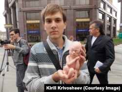 Кирилл Кривошеев участвует в акции "Божьей воли" против абортов