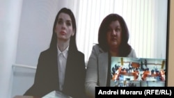 Evghenia Guțul și Svetlana Popan, prezente prin teleconferință la ședința Curții de Apel Centru, unde este examinat dosarul lor, 14 ianuarie 2026.
