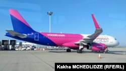 Самолет авиакомпании Wizz Air 