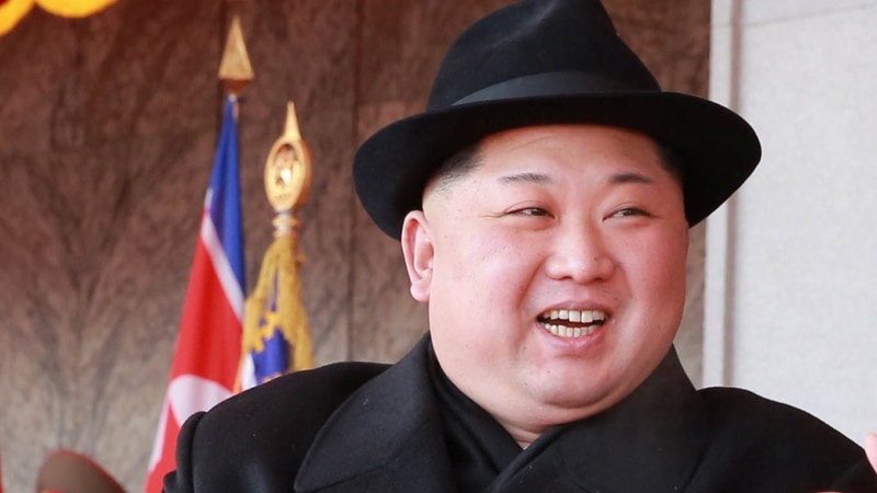 Ким Ҷонг Ун аз президенти Куриёи Ҷанубӣ хост, ба Пхенян равад