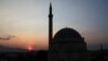 Procurorul special din Kosovo l-a pus sub acuzare pe imamul principalei moschei din țară pentru incitare la terorism 