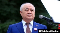 Өмүрбек Текебаев.