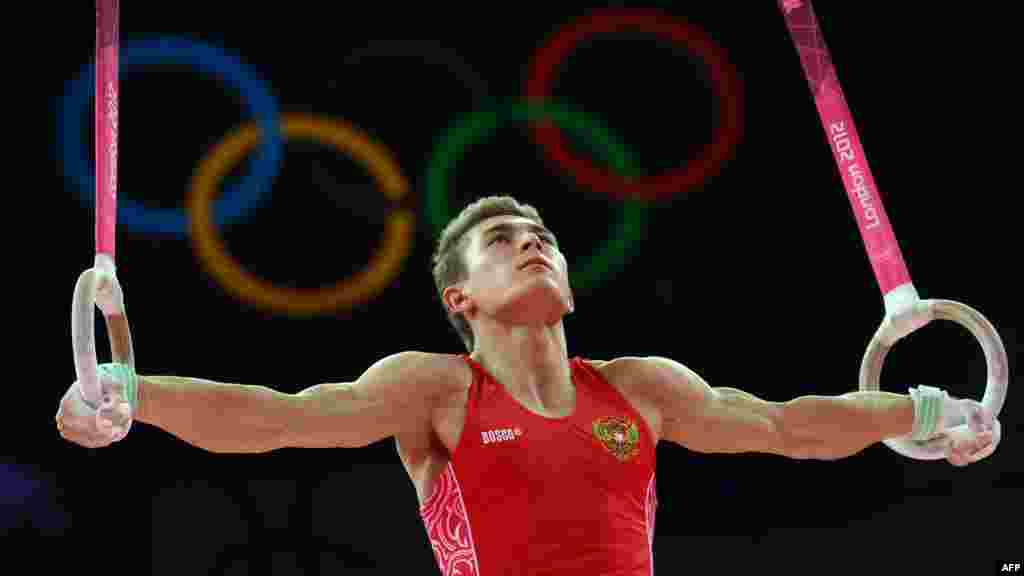 Ruski gimnastičar David Beljavskij nastupa na krugovima tokom takmičenja u umetničkoj gimnastici, 1. avgust 2012.&nbsp; 