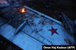 Крыло российского Су-25, сбитого из переносного зенитного ракетного комплекса