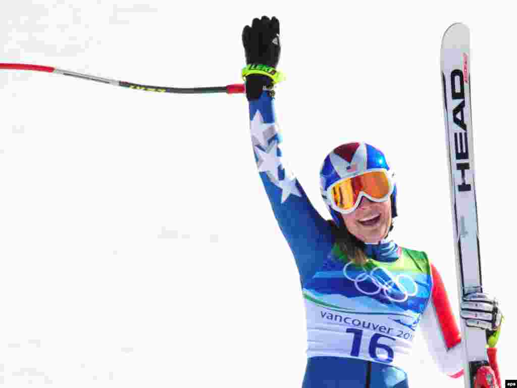 American Lindsey Vonn celebrates after winning a women&#39;s downhill gold medal in Vancouver.&nbsp;The cash awards among former Soviet countries compare pretty favorably to those of wealthier Western countries like the United States, which is promising $25,000 for gold, $15,000 for silver, and $10,000 for bronze in Sochi.