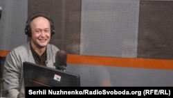 Вокалист группы «Бумбокс» Андрей Хлывнюк в студии Радио Крым.Реалии, 1 октября 2020 года