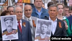 Миңтимер Шәймиев (с) һәм Рөстәм Миңнеханов (у)