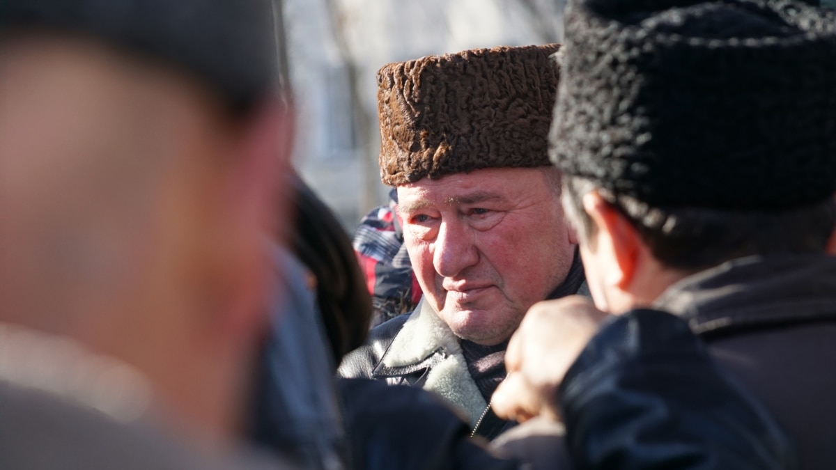 Умеров национальность. Крымские татары Умеров. Репрессии против крымских татар. Умеров депутат Украина. Ильми Аметов.