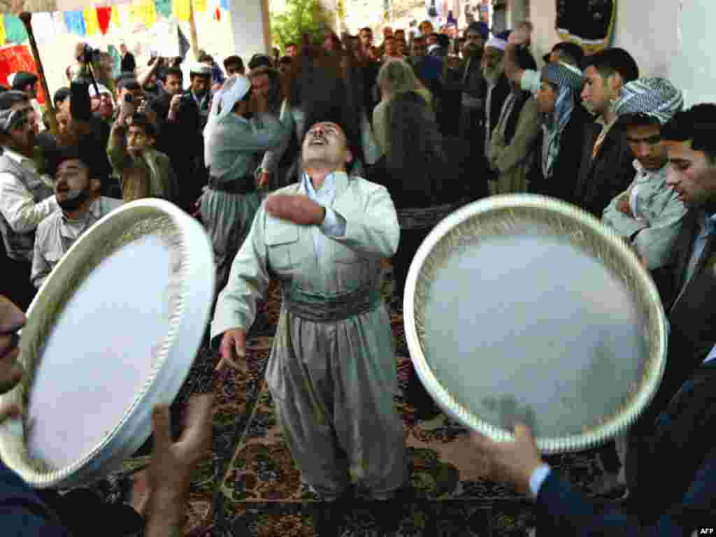 Irak - Sufi Kurdi - U Akri,irački Sufi Kurdi proslavljaju rodjenje proroka Mohammeda.