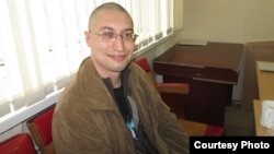 Юрист Евгений Танков после ареста. Караганда, 7 апреля 2014 года. 