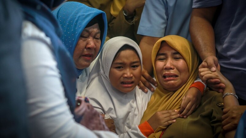 Indoneziýanyň 189 ýolagçydan ybarat uçary heläkçilige uçrady