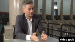 Robert Biedron la un interviu cu Radio Europa Liberă în 2014