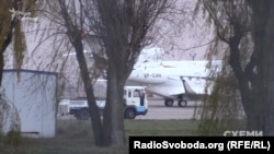 Приватний літак Gulfstream G280, що належить депутату Віталію Хомутинніку