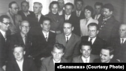 Пісьменьнікі Беларускага літаратурнага аб’яднаньня “Белавежа”, Беласток, 16 кастрычніка 1960