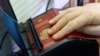 Сканирование российского паспорта для пограничного контроля