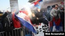 Banjaluka, paljenje hrvatske zastave, foto: Klix.ba