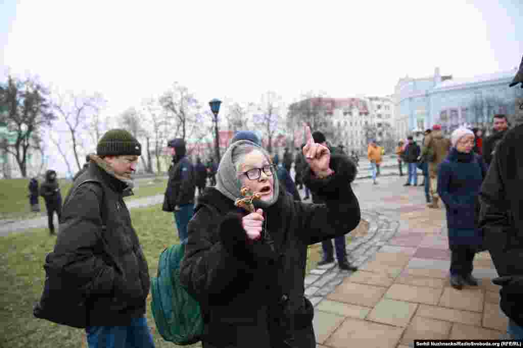 &laquo;Справа навіть не у тому, що вона належить громаді УПЦ (МП), а у тому, на яких підставах її побудували&raquo;, &ndash; продовжила пані Соловйова