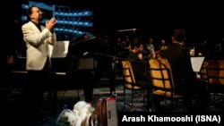 ناصر چشم‌آذر تنظیم آثاری چون «مداد رنگی» با صدای ابی و «هجرت» با صدای گوگوش را برعهده داشته است