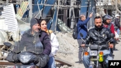 Биноҳои вайроншуда дар наздикии майдони Фирдавсӣ дар Теҳрон. 3-юми марти соли 2026