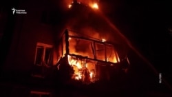 Украина: Майданда кырдаал оор, сүйлөшүүлөр уланууда 